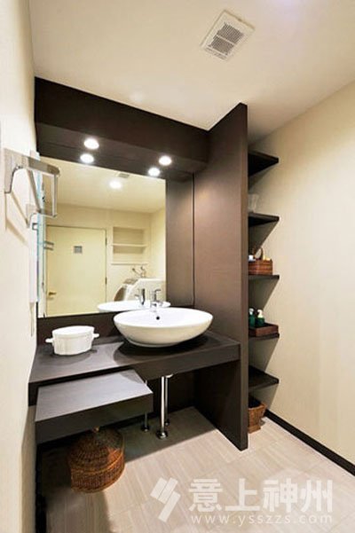 装饰装修卫浴间收纳设计